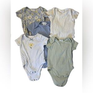 Laura Ashley 5-Piece Baby Bodysuit Set 0-3M